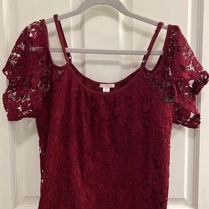 XL off the shoulder top - maroon color